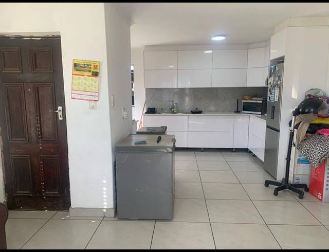 2 BEDROOM HOUSE FOR SALE IN HEATHER PARK